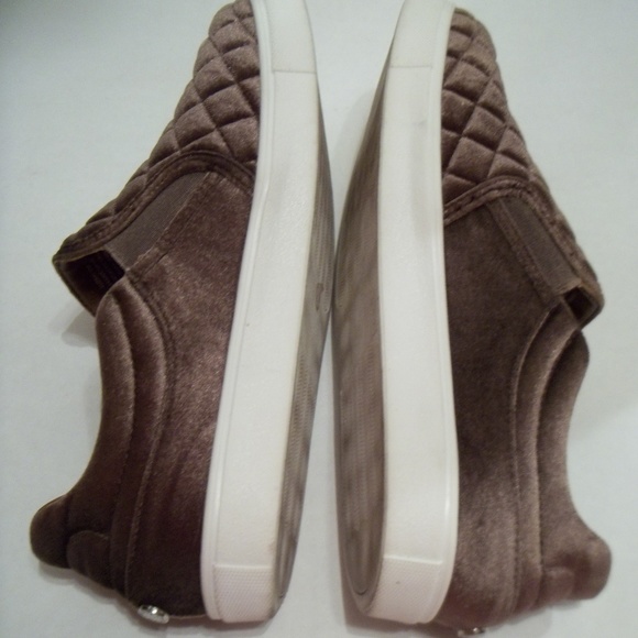 Steve Madden Elorra Slip On Size 9 Shoes - Picture 4 of 6